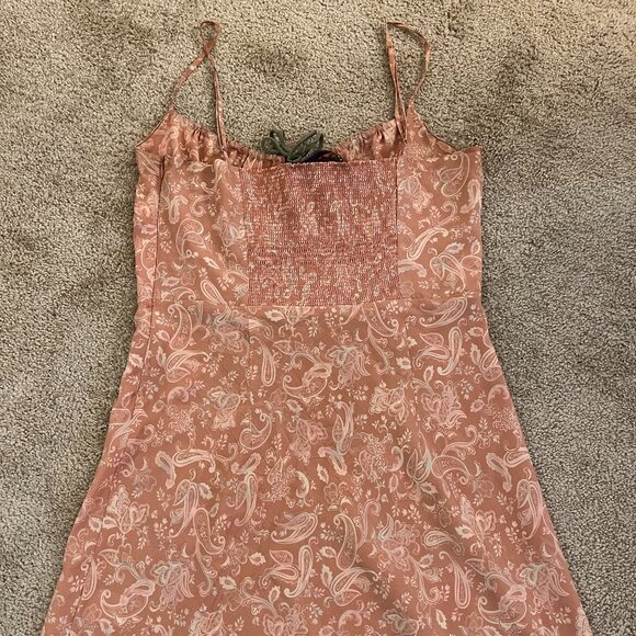 Réalisation Par Inez Dress in Faded Paisley - Picture 2 of 6